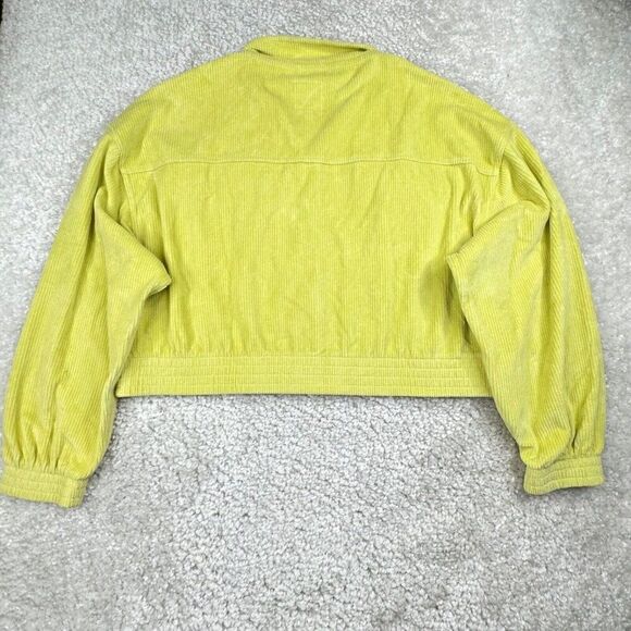 AERIE Groove On Velour  Full Zip Cropped Jacket Neon Yellow - Picture 3 of 8